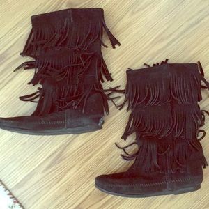 Minnetonka boots